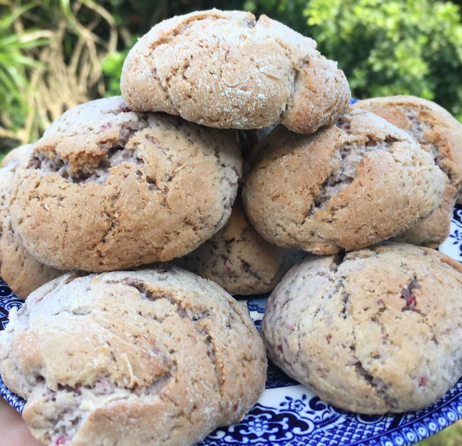 A plate of raspberry cookies